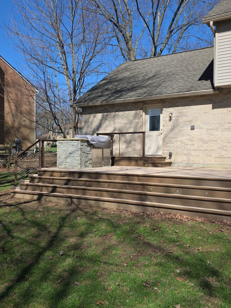 Custom Deck Builders in Cincinnati, OH